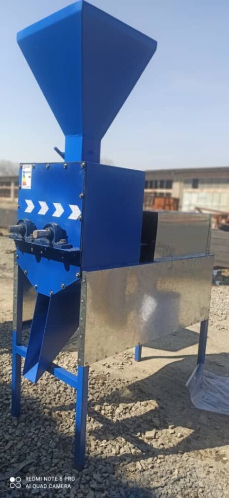 قیمت خرید دستگاه بادام شکن