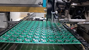 خدمات مونتاژ بردهای الکترونیکی (SMD و THT) – سریع، دقیق و با کیفیت صنعتی