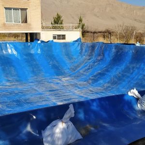 فروش  همراه با نصب ورق ژئوممبران در رنگ آبی و مشکی با ضخامت 1، 1.35، 1.5 و 2 میل در عرض 2، 3 و 7 متر