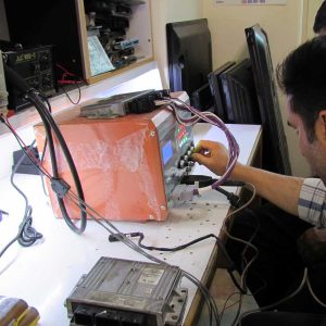 آموزش تعمیرات تجهیزات پزشکی لوازم آزمایشگاهی برد و مکانیک