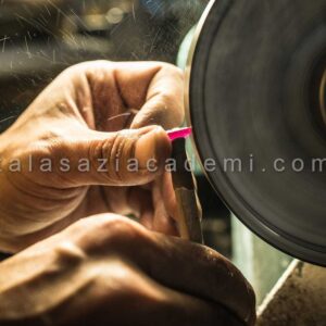 تراش سنگ و ساخت جواهر